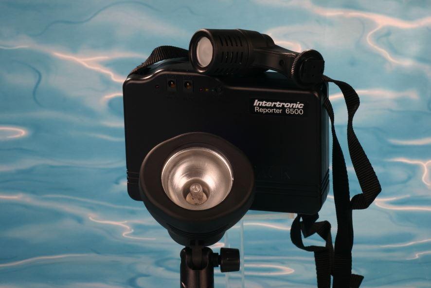 Intertronic Reporter 6500, Videoleuchte, Akkubetri