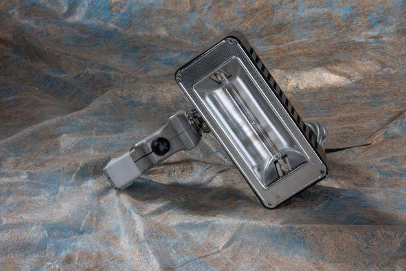 Film und Fotoleuchte 100 Watt, Netzgerät